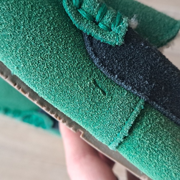 Lands' End Kids' Fuzzy Lined Suede Leather Moccasin Slippers Robot Design - Picture 9 of 10